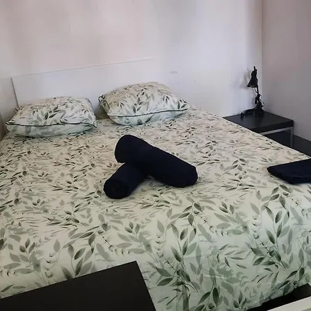 Apartment T3 Petit Confort - Proche Commodites - Parking Prive *